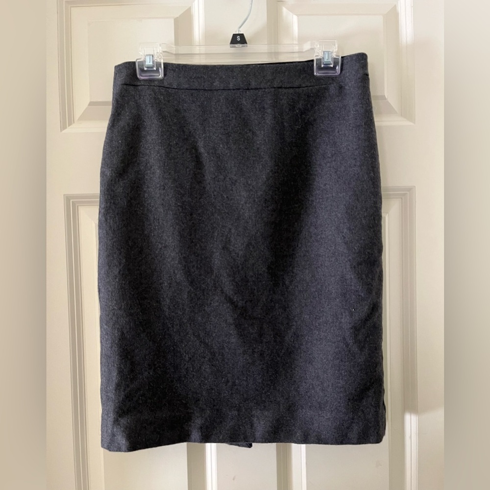 J. Crew No. 2 pencil skirt charcoal grey lined size 6 classic timeless wool